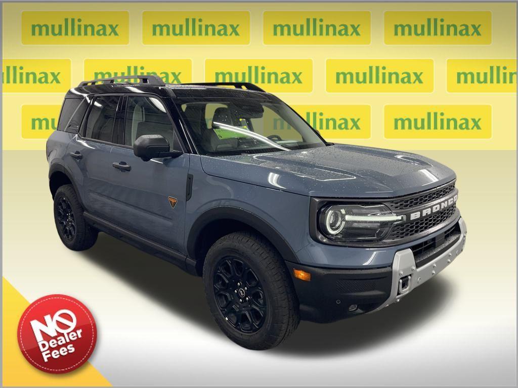 new 2025 Ford Bronco Sport car, priced at $38,661