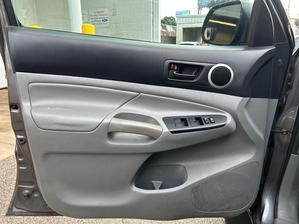 used 2014 Toyota Tacoma car, priced at $15,990