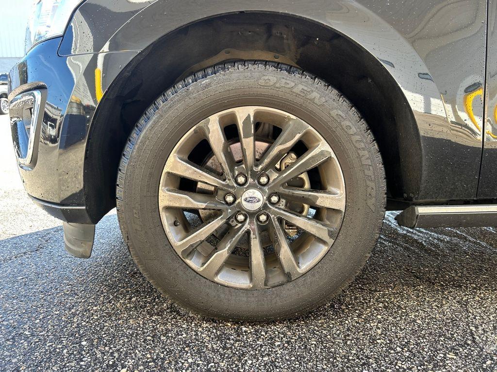 used 2019 Ford Expedition car, priced at $30,990
