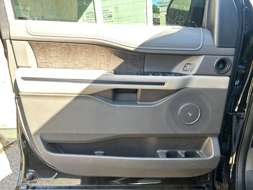 used 2019 Ford Expedition car, priced at $30,990