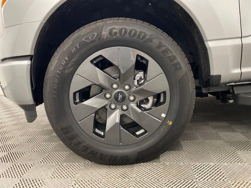 new 2025 Ford F-150 Lightning car, priced at $69,422
