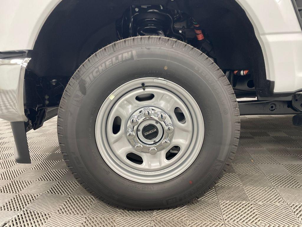 new 2026 Ford F-350 car, priced at $67,558