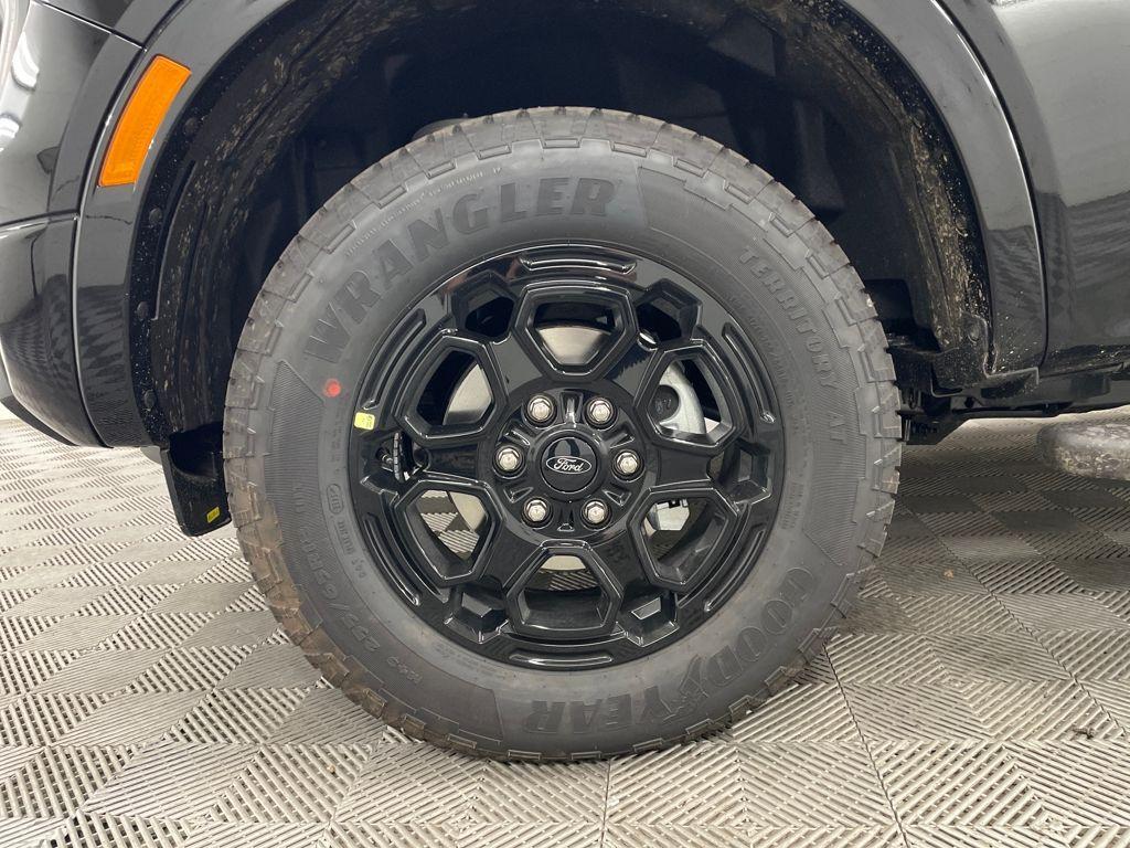 new 2025 Ford Ranger car, priced at $48,134