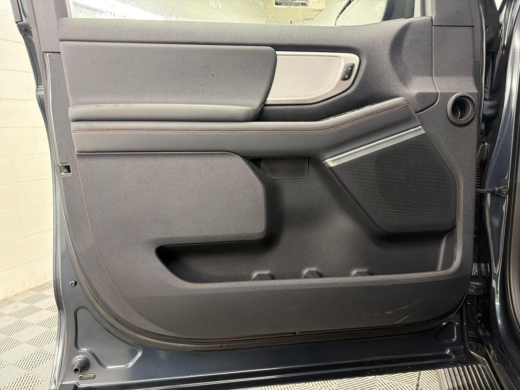 new 2025 Ford Expedition Max car, priced at $69,557