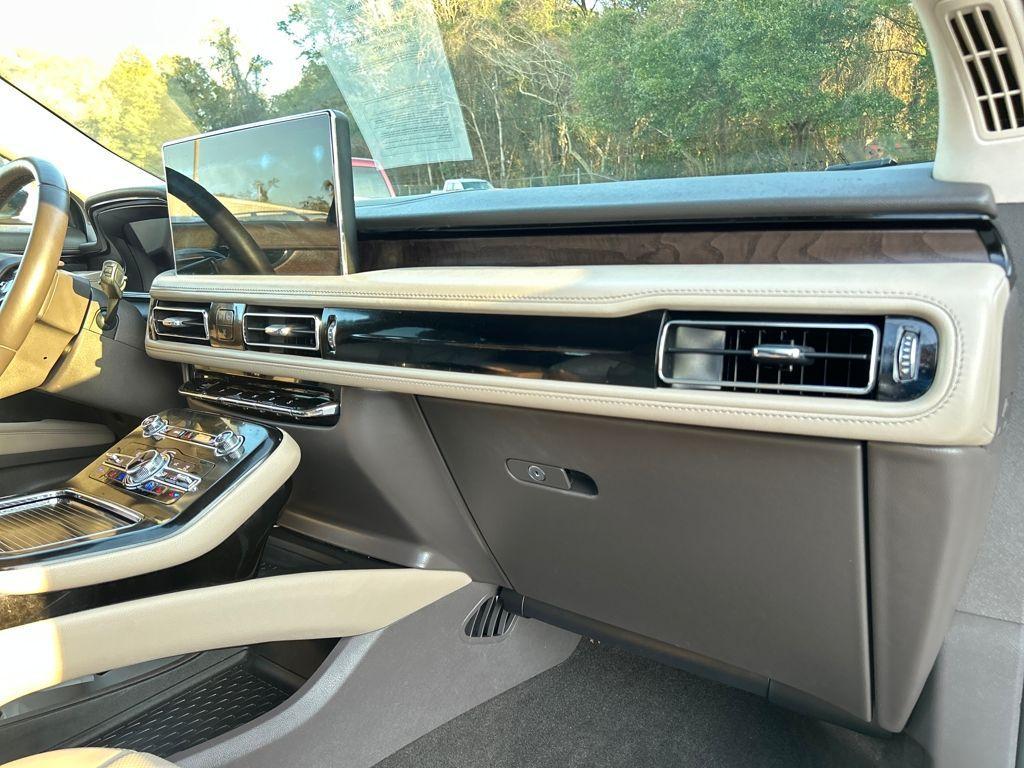 used 2022 Lincoln Nautilus car, priced at $34,054