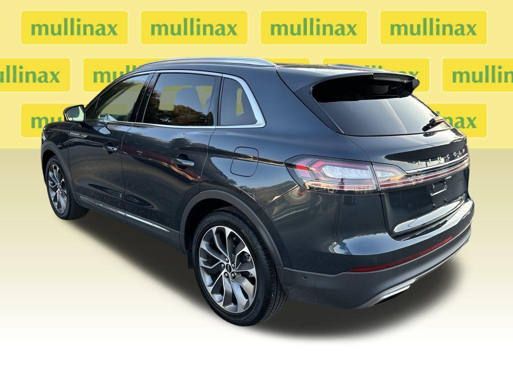 used 2022 Lincoln Nautilus car, priced at $34,054
