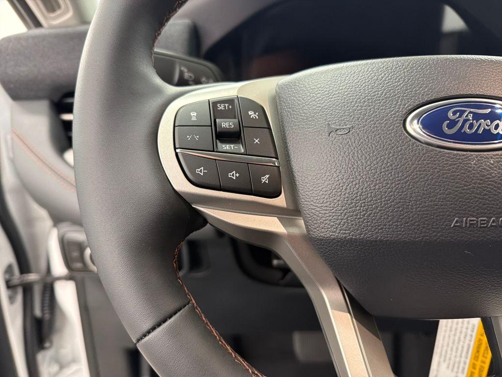 new 2026 Ford Explorer car, priced at $39,625