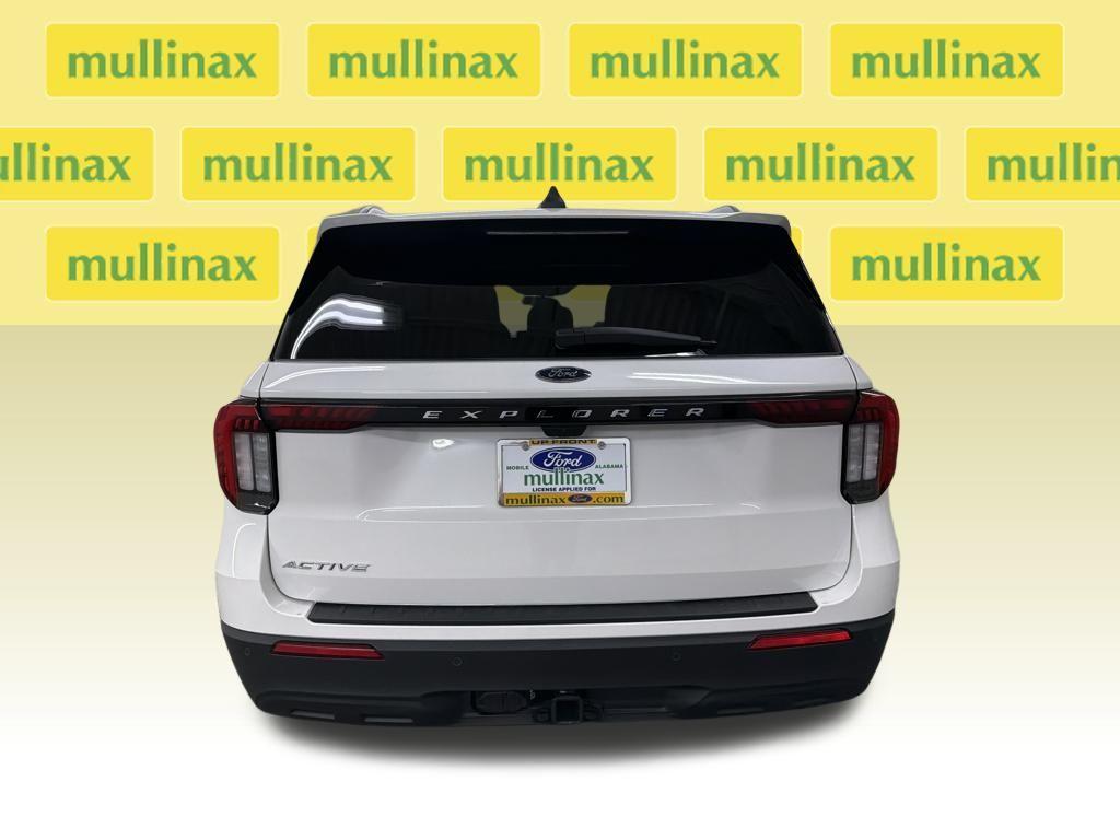new 2026 Ford Explorer car, priced at $39,625