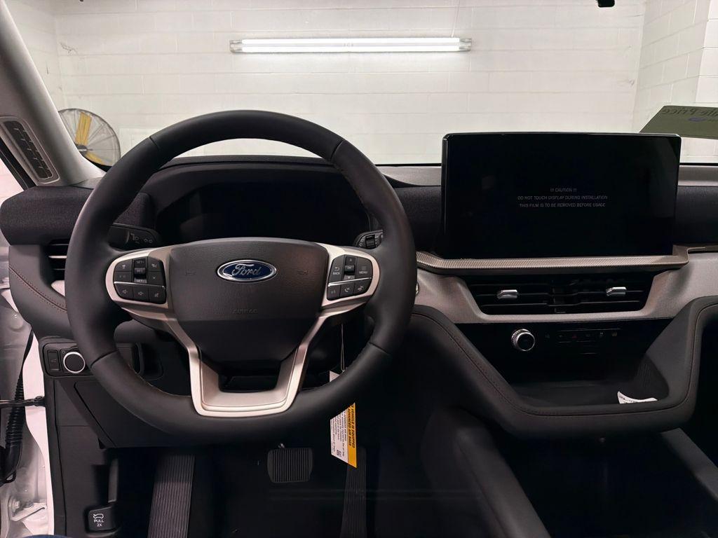 new 2026 Ford Explorer car, priced at $39,625