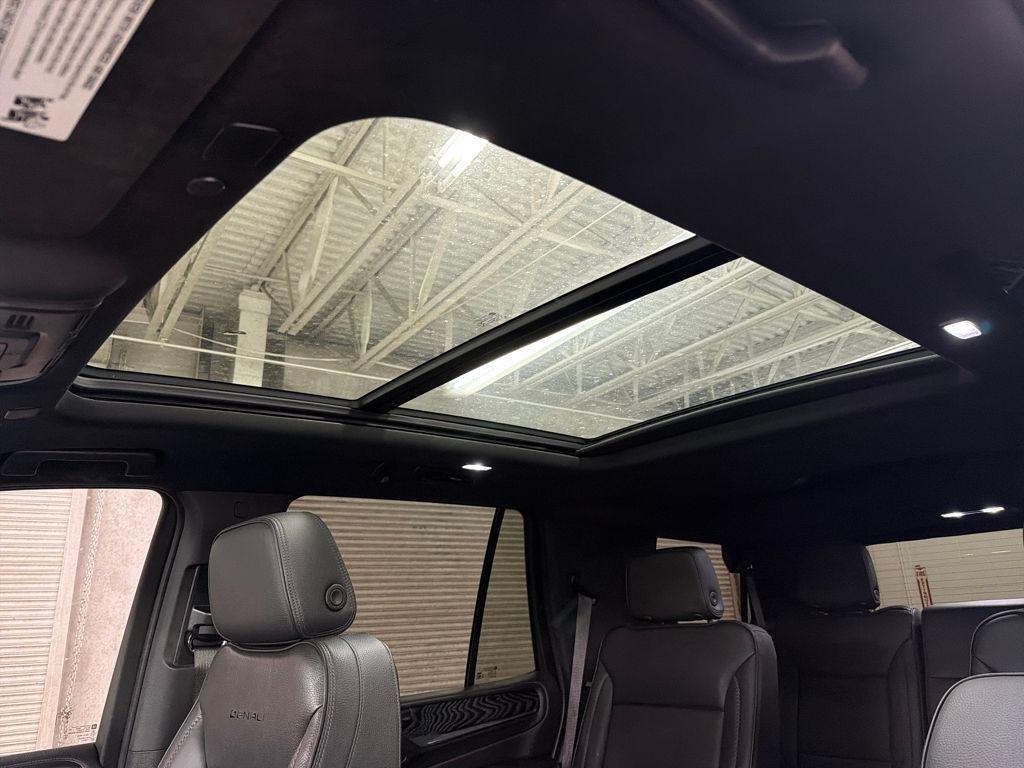used 2022 GMC Yukon car, priced at $45,990