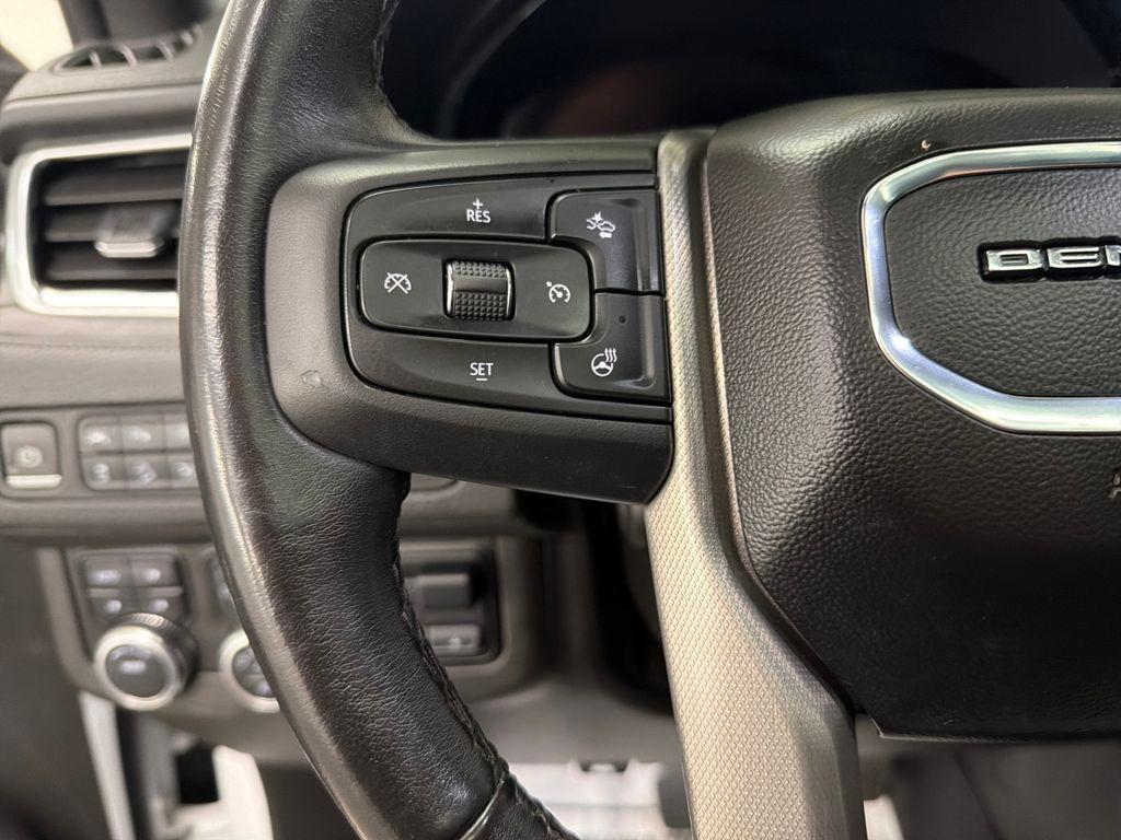 used 2022 GMC Yukon car, priced at $45,990