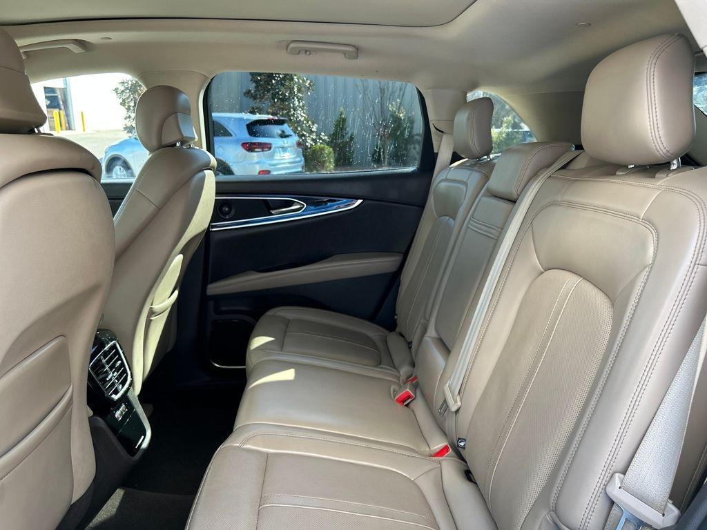 used 2022 Lincoln Nautilus car, priced at $32,506