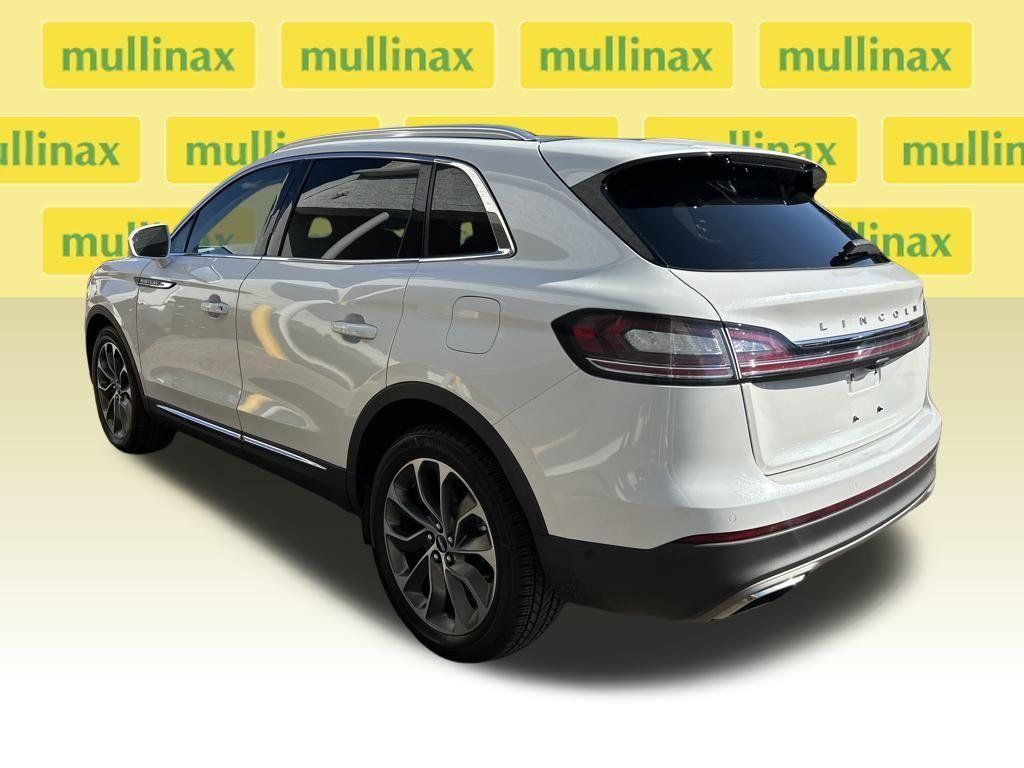 used 2022 Lincoln Nautilus car, priced at $32,506