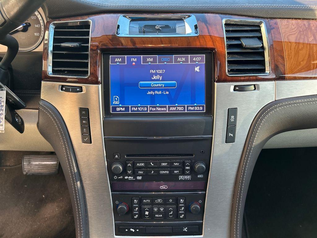 used 2013 Cadillac Escalade car, priced at $15,200