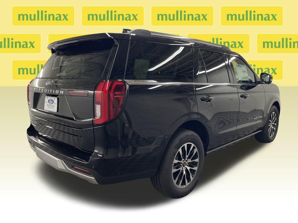 new 2025 Ford Expedition car, priced at $74,068
