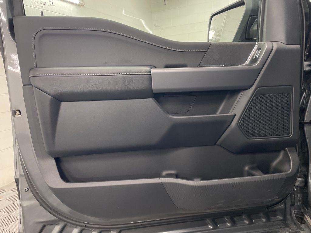 new 2025 Ford F-150 car, priced at $51,304