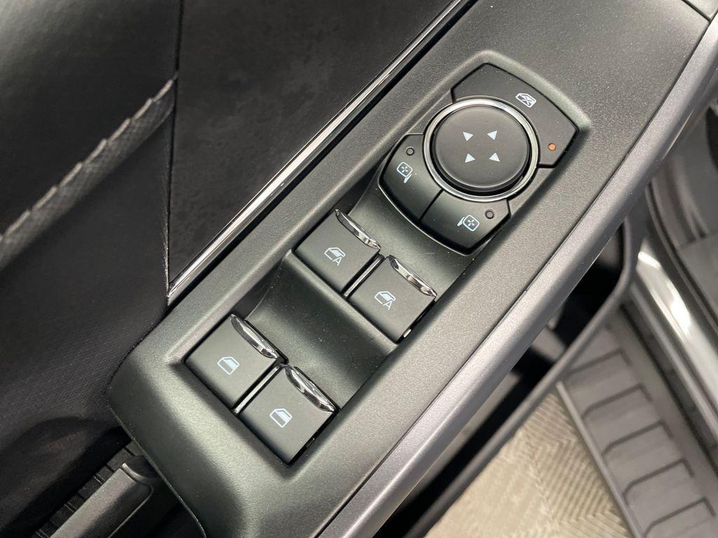 new 2025 Ford F-150 car, priced at $51,304