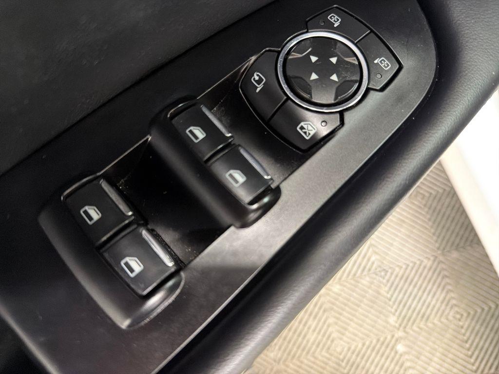 used 2022 Lincoln Nautilus car, priced at $20,990