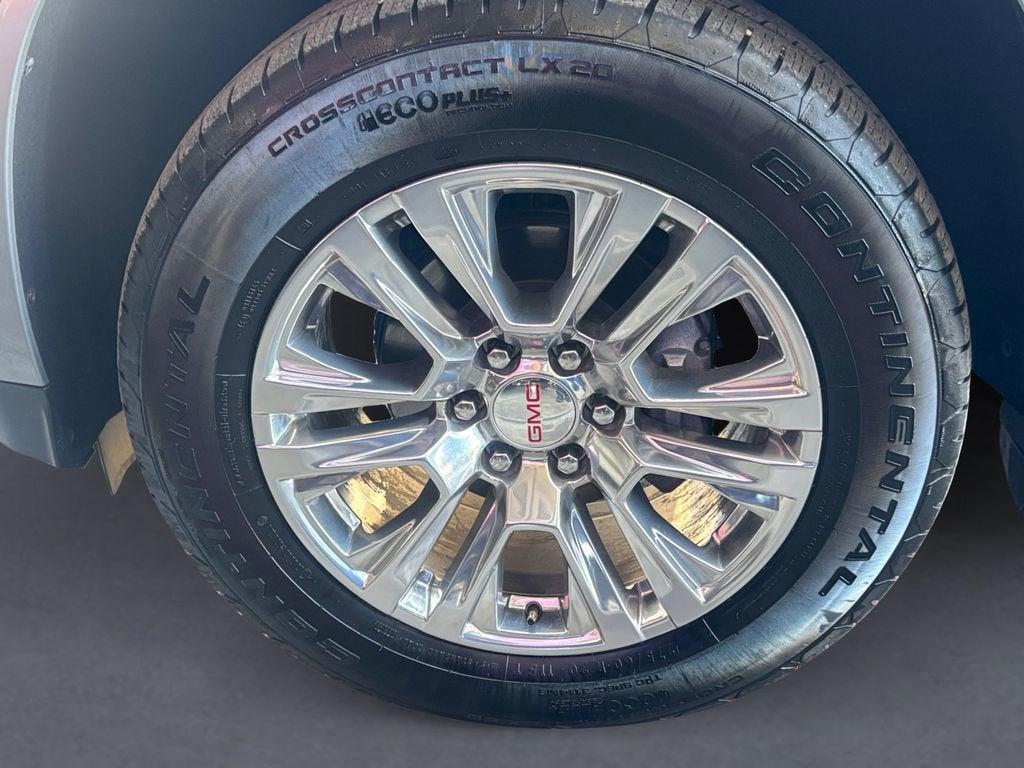 used 2025 GMC Yukon XL car, priced at $69,298