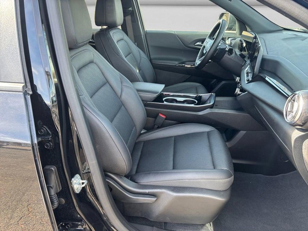 used 2025 Chevrolet Equinox car, priced at $19,999