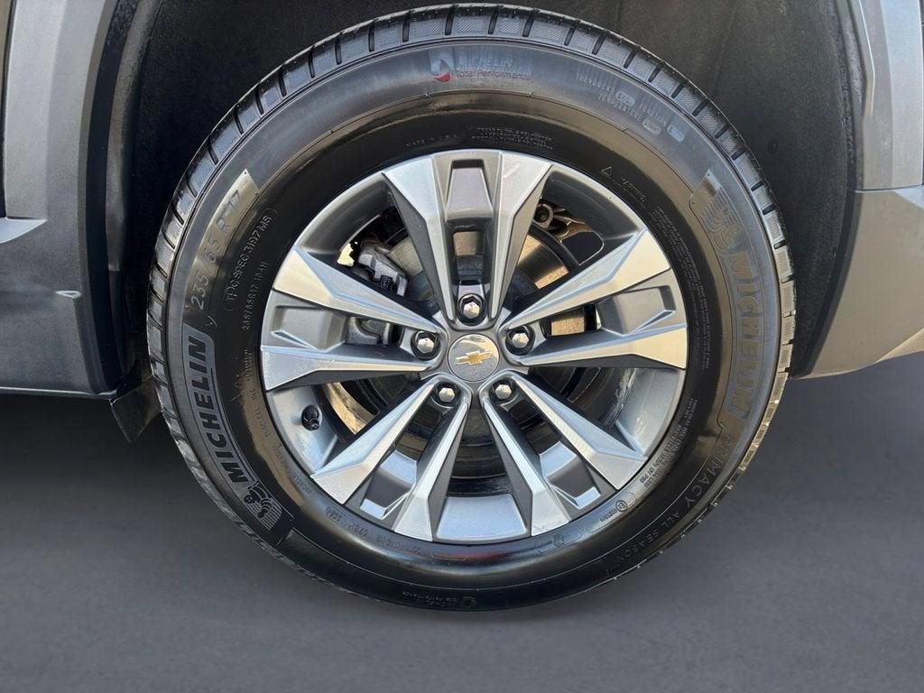 used 2025 Chevrolet Equinox car, priced at $19,999