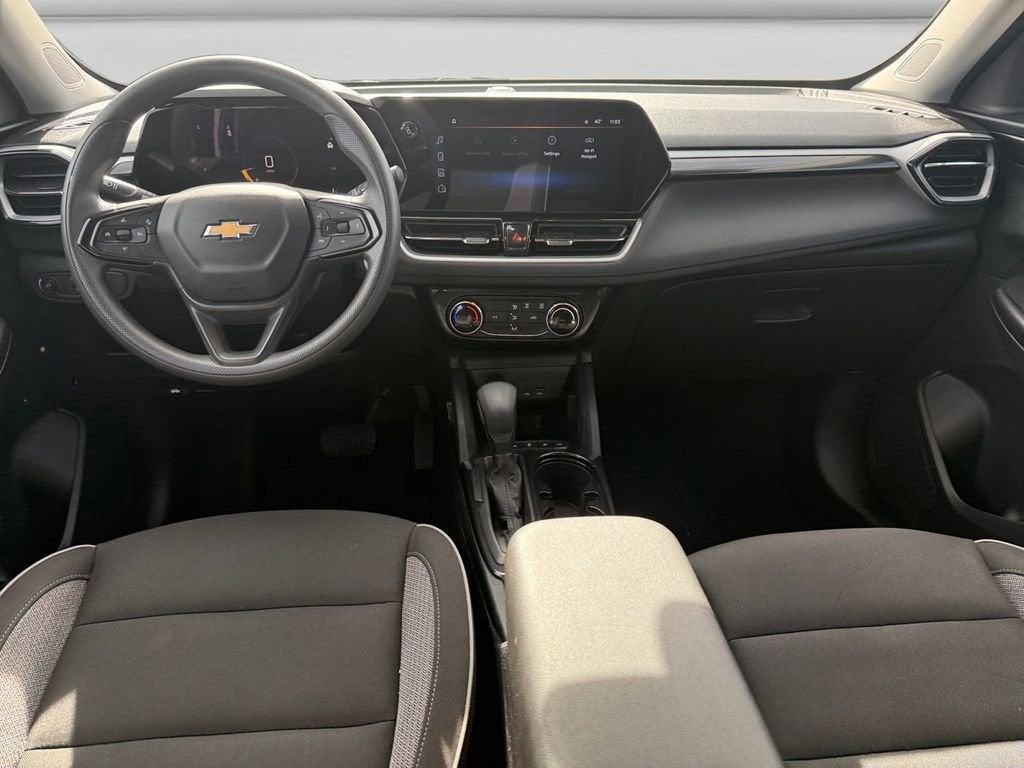 used 2025 Chevrolet TrailBlazer car, priced at $17,588