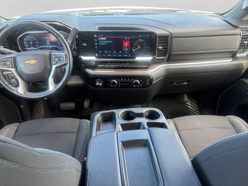 used 2022 Chevrolet Silverado 1500 car, priced at $30,999
