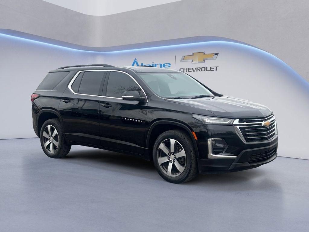 used 2023 Chevrolet Traverse car, priced at $32,988
