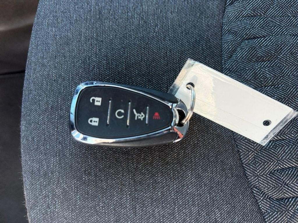 used 2024 Chevrolet Equinox car, priced at $17,193