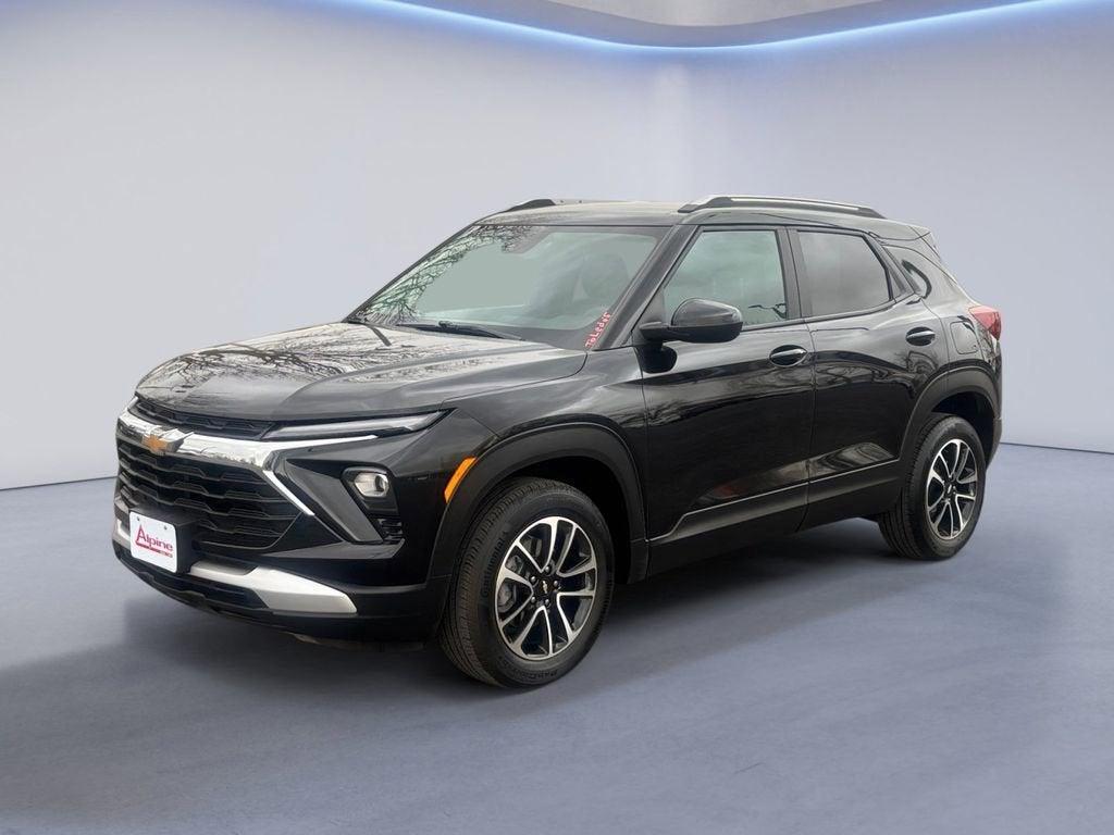 used 2025 Chevrolet TrailBlazer car, priced at $17,672