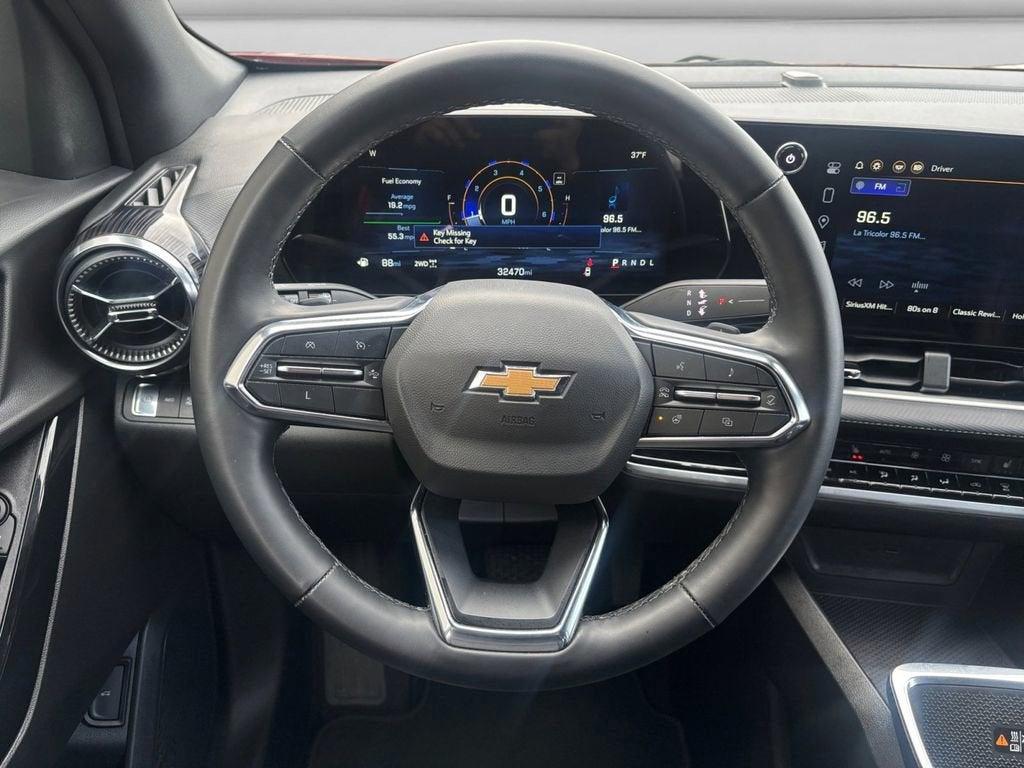 used 2025 Chevrolet Equinox car, priced at $19,699