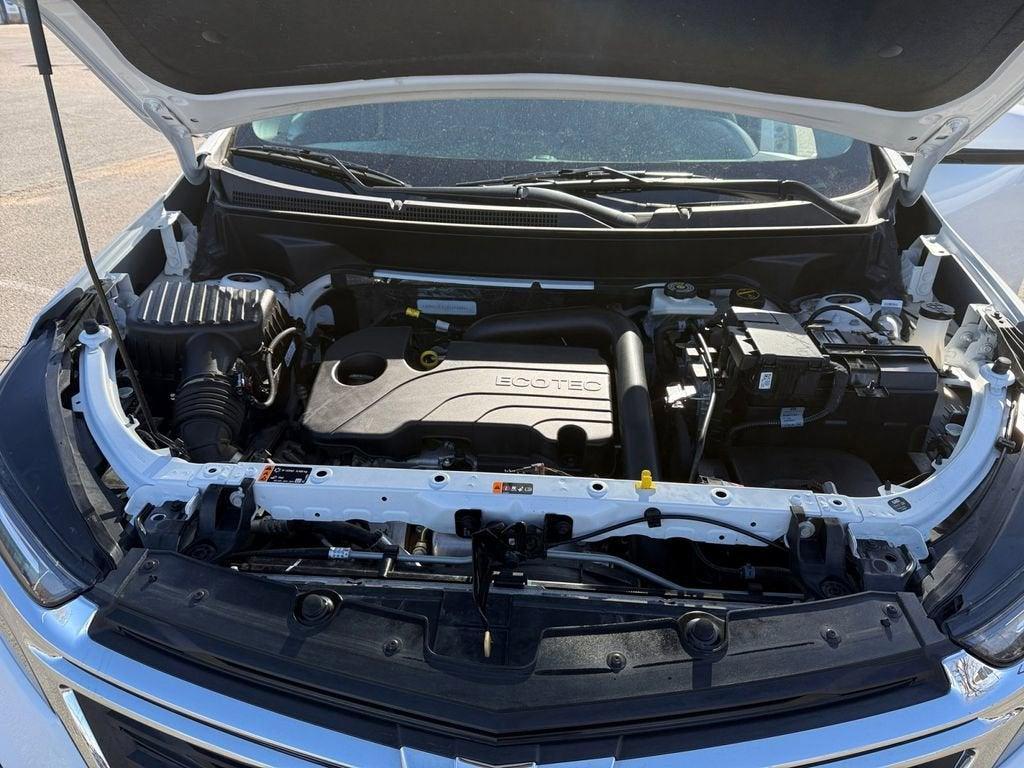 used 2024 Chevrolet Equinox car, priced at $17,170