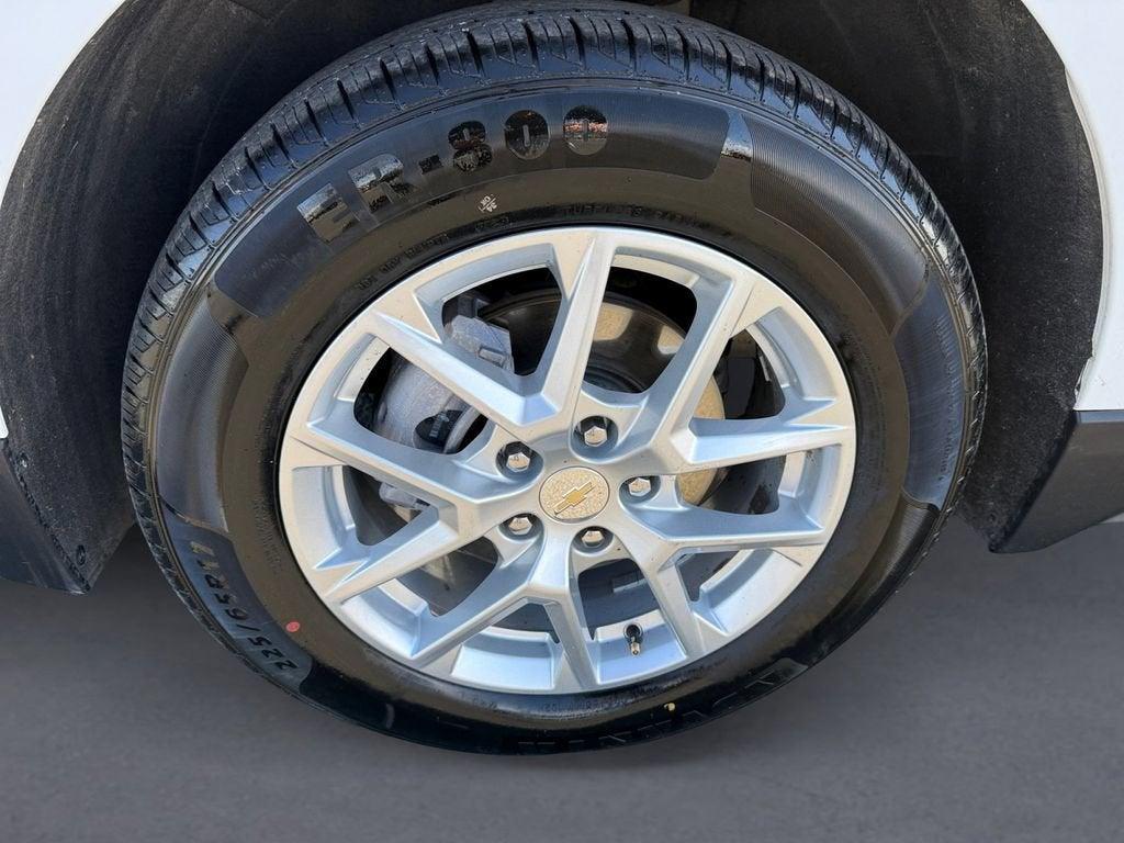 used 2024 Chevrolet Equinox car, priced at $17,170