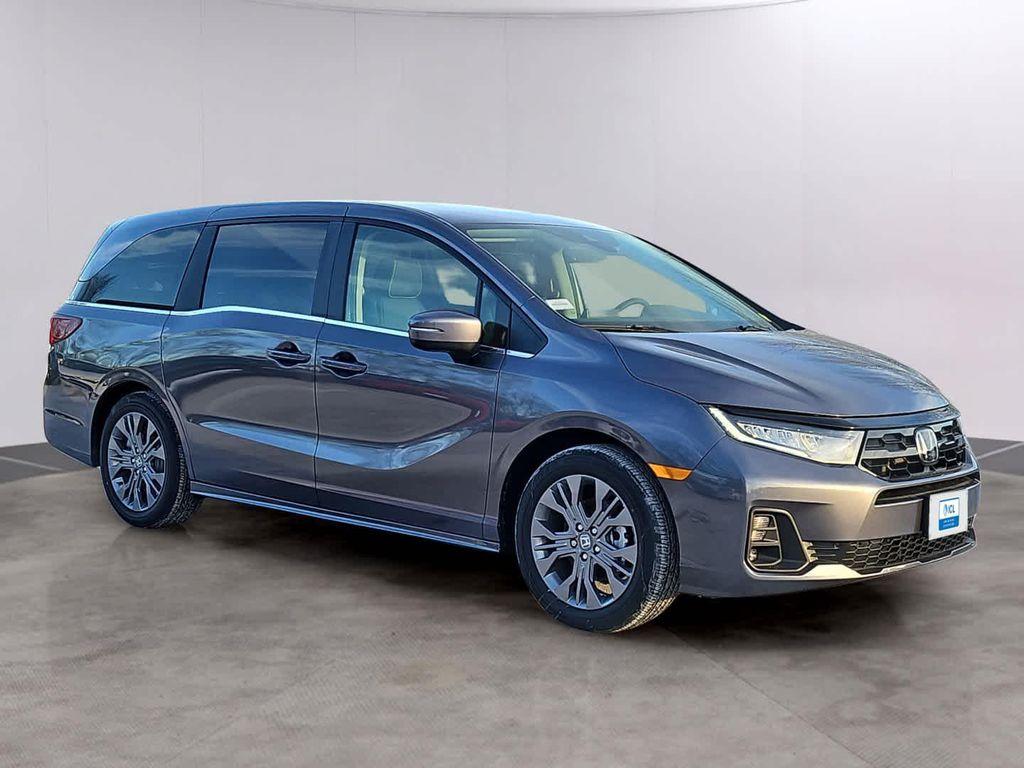 new 2026 Honda Odyssey car, priced at $45,334