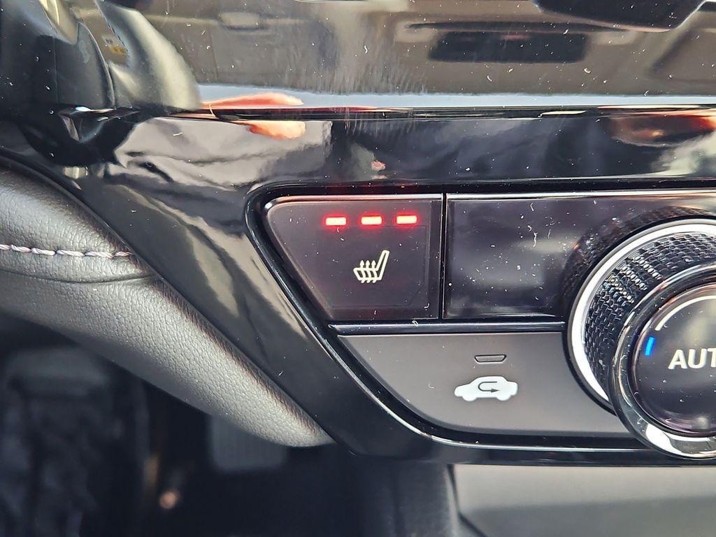 new 2025 Honda Accord Hybrid car, priced at $34,199