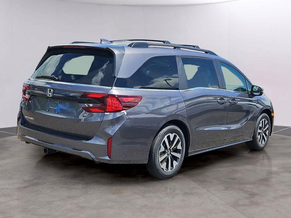 new 2026 Honda Odyssey car, priced at $42,684