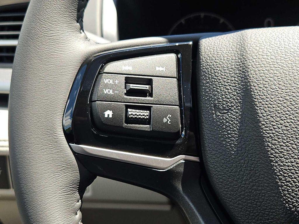 new 2026 Honda Odyssey car, priced at $42,684