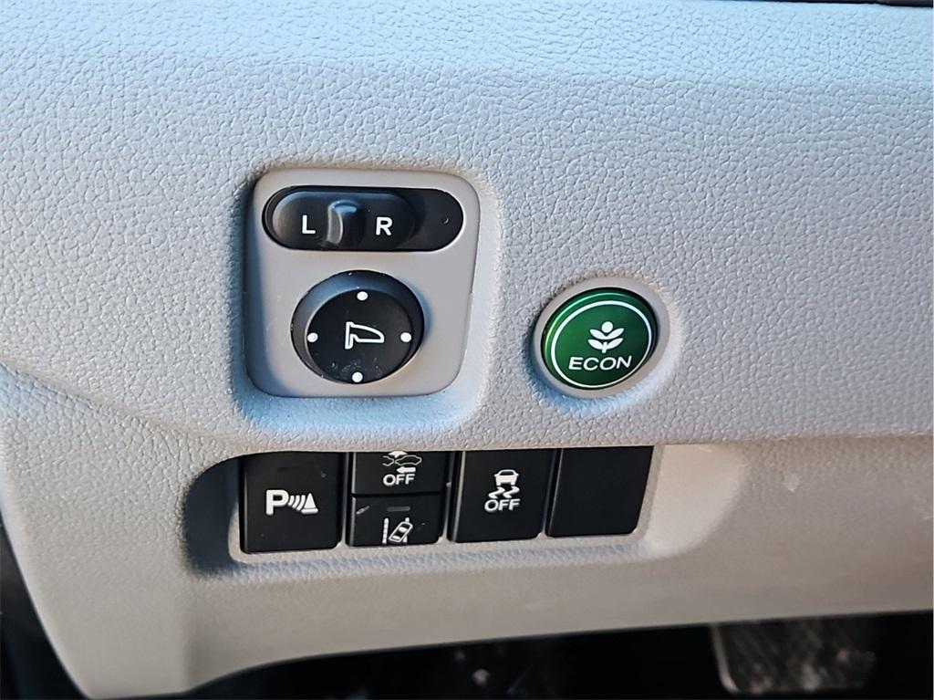 used 2022 Honda Pilot car, priced at $33,987