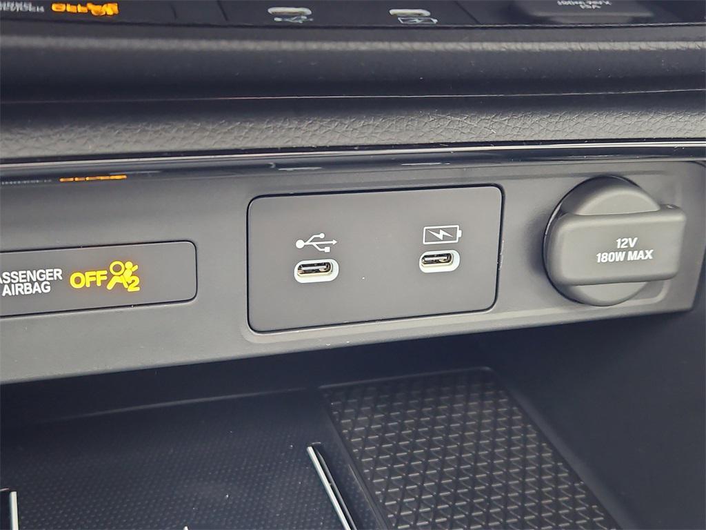 new 2026 Honda CR-V Hybrid car, priced at $44,000