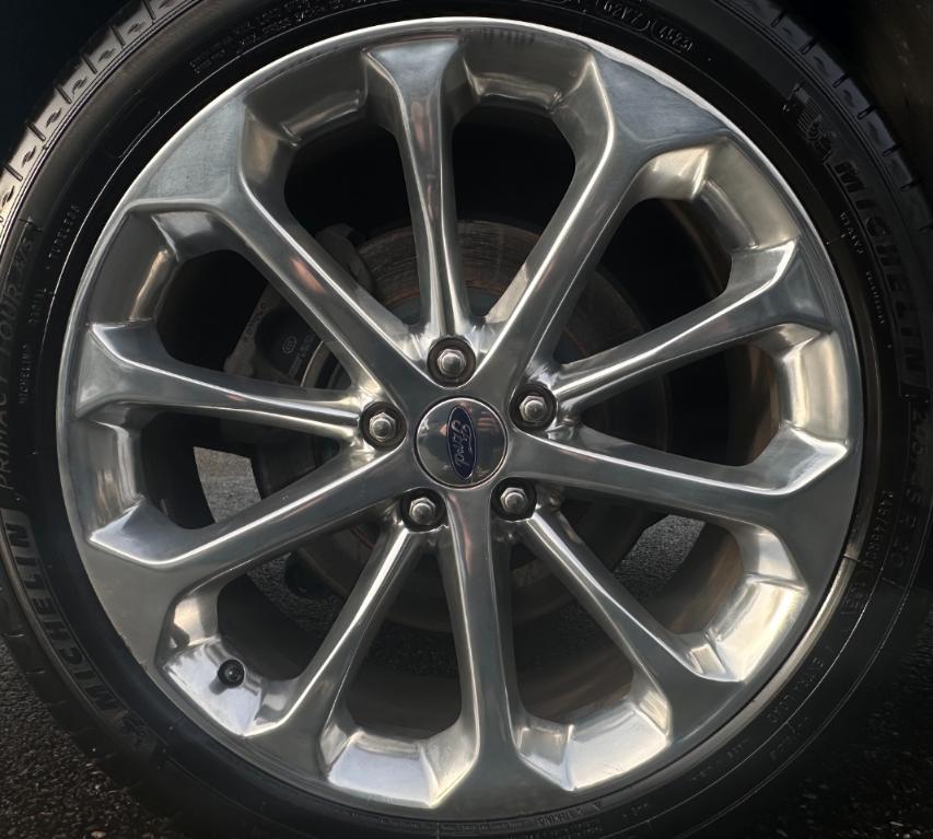 used 2016 Ford Taurus car, priced at $13,999