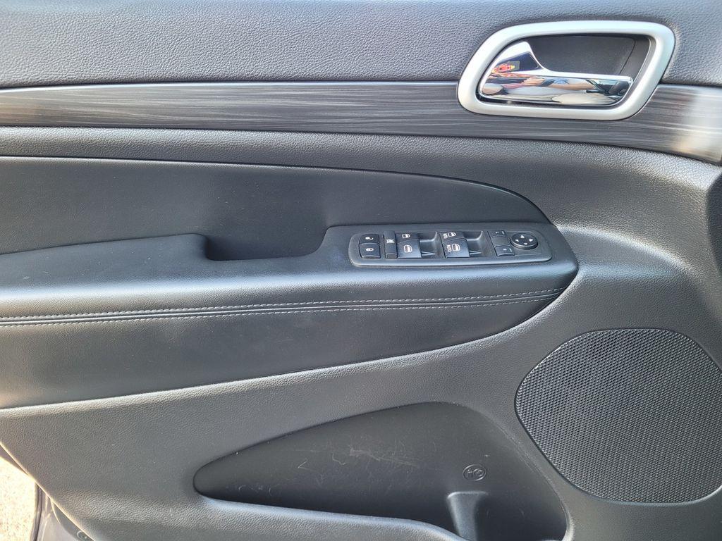 used 2019 Jeep Grand Cherokee car, priced at $18,988