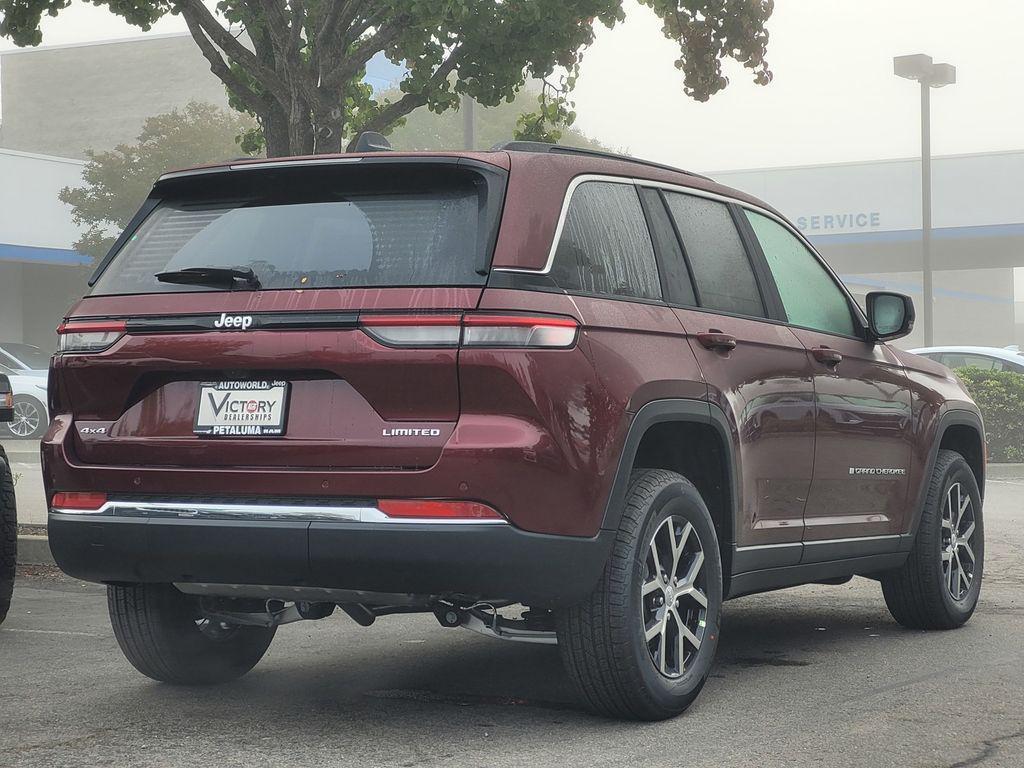 new 2025 Jeep Grand Cherokee car, priced at $43,760