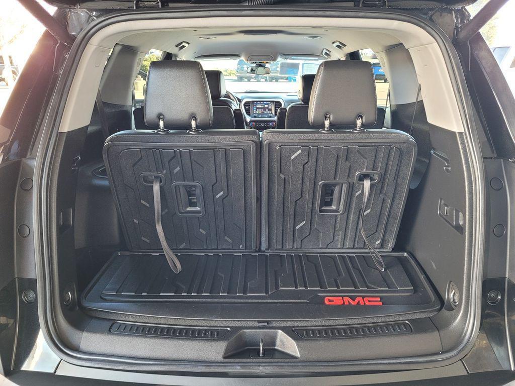 used 2023 GMC Acadia car, priced at $33,988