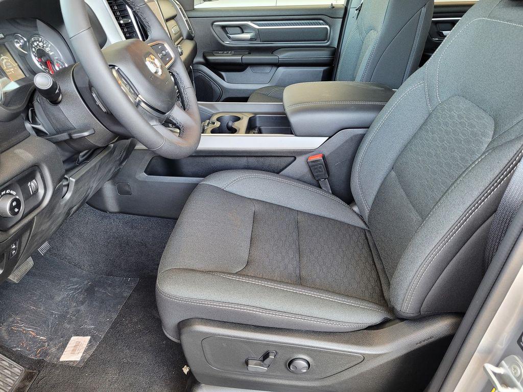 new 2025 Ram 1500 car, priced at $49,999