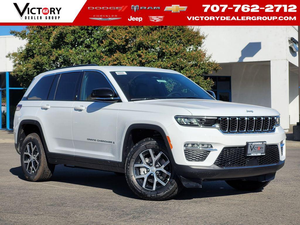 new 2025 Jeep Grand Cherokee car, priced at $43,165