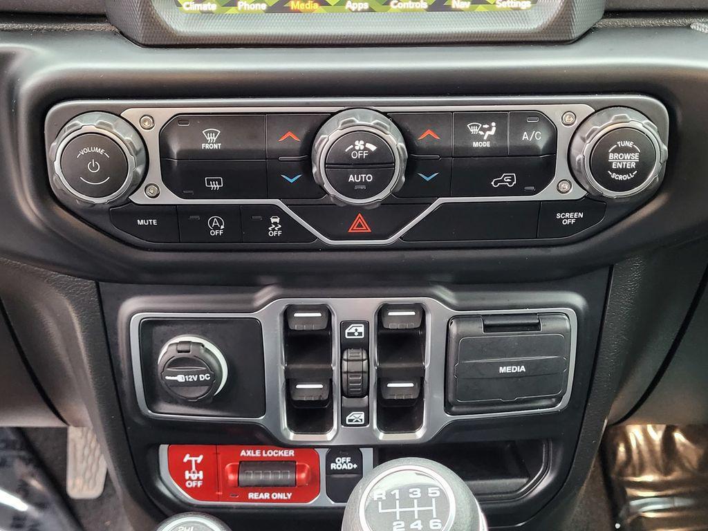 used 2022 Jeep Gladiator car, priced at $38,988