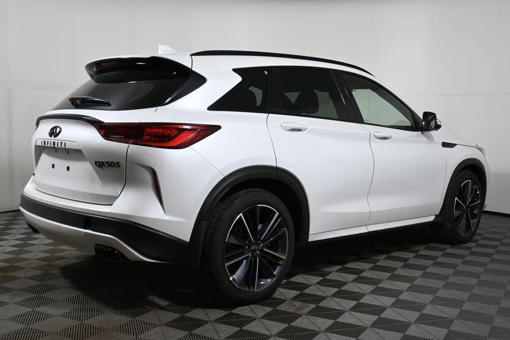 new 2025 INFINITI QX50 car