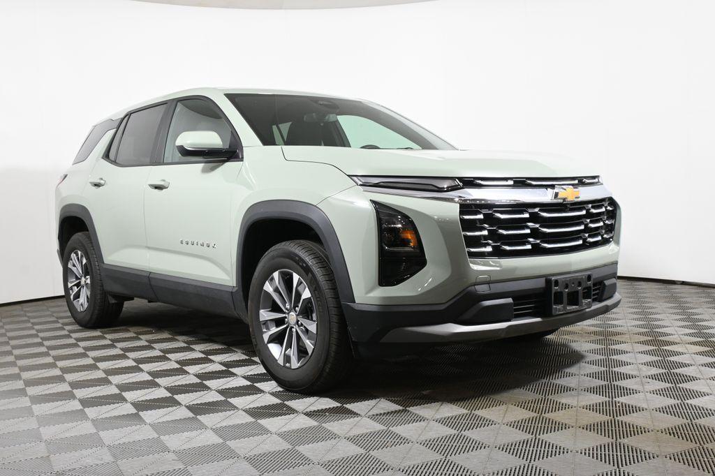 used 2026 Chevrolet Equinox car, priced at $30,979