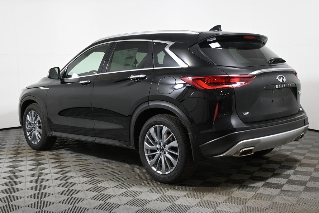 new 2025 INFINITI QX50 car