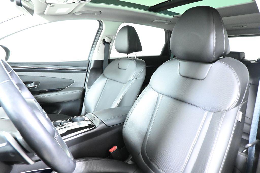 used 2024 Hyundai TUCSON Hybrid car, priced at $28,399